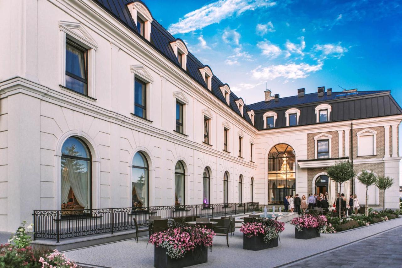 Hotel Mansor Ząbki Exterior photo